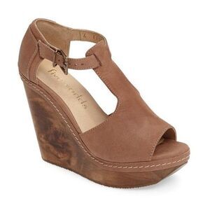 NWOB Five Worlds by Cordani Drama Suede Wooden Wedge Sandal